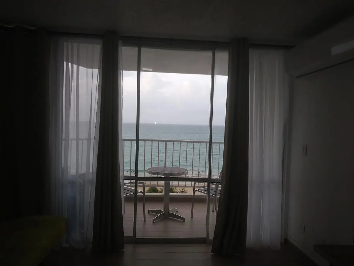 Apartmán Beach Front At Marbella Condo San Juan